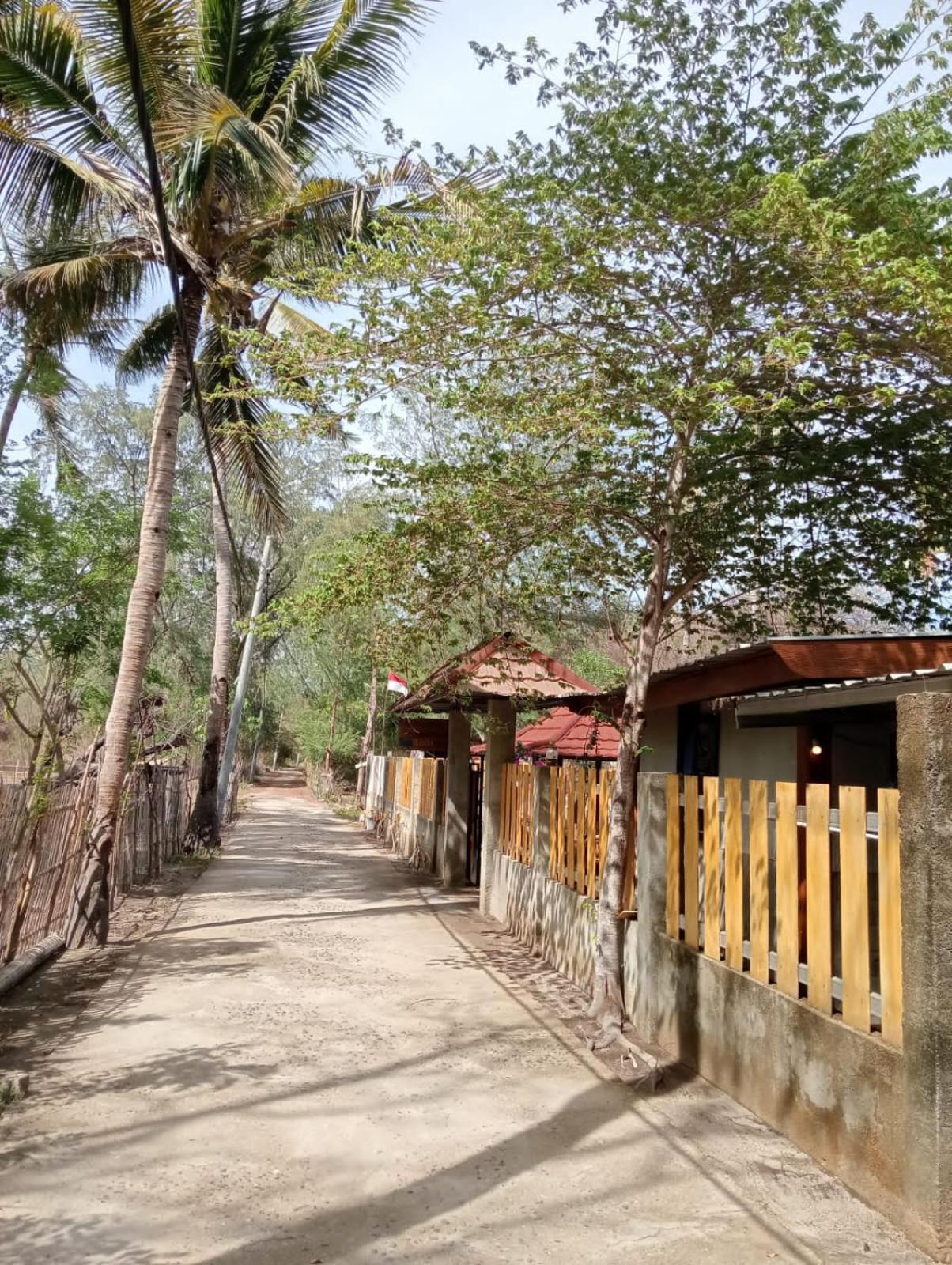 Hotel Blue Moon Meno Gili Meno Exterior foto